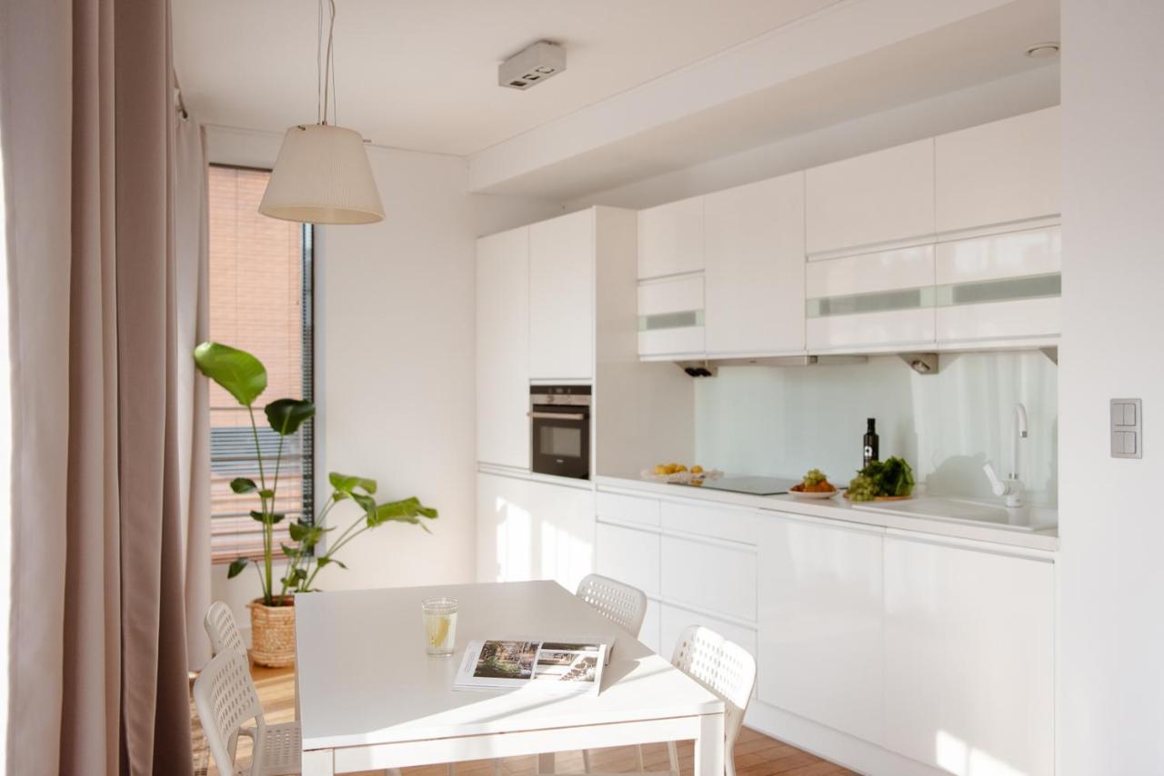 Spacious Apartment Close To Main Station / Galeria Krakowska エクステリア 写真