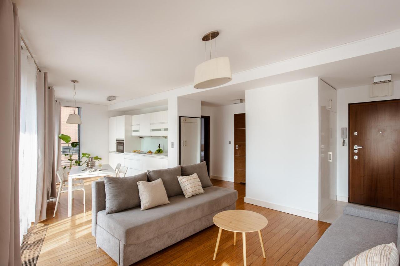 Spacious Apartment Close To Main Station / Galeria Krakowska エクステリア 写真